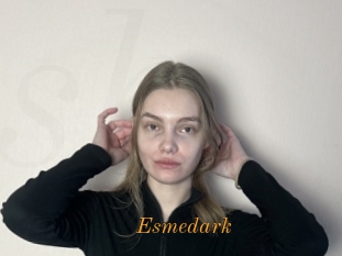 Esmedark